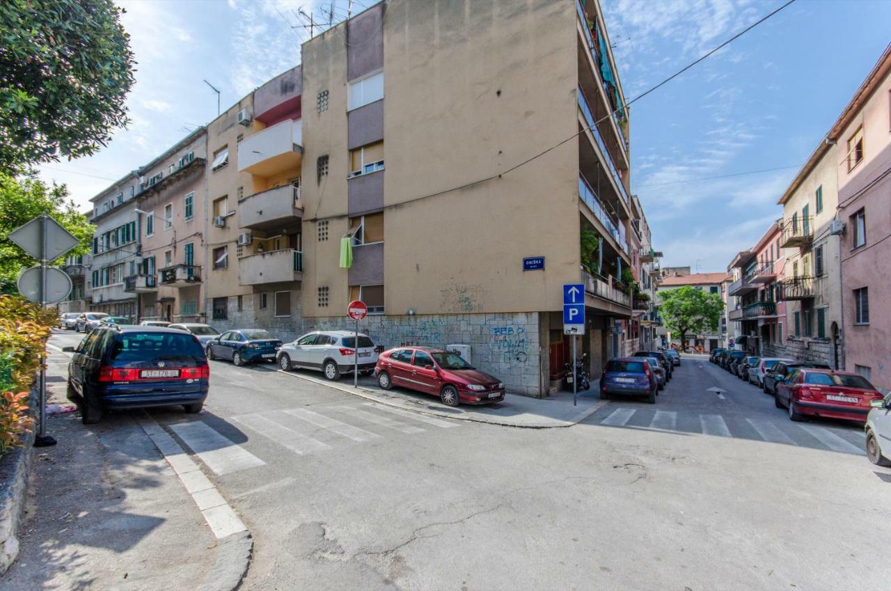 Apartment "Pomalo" Σπλιτ Εξωτερικό φωτογραφία